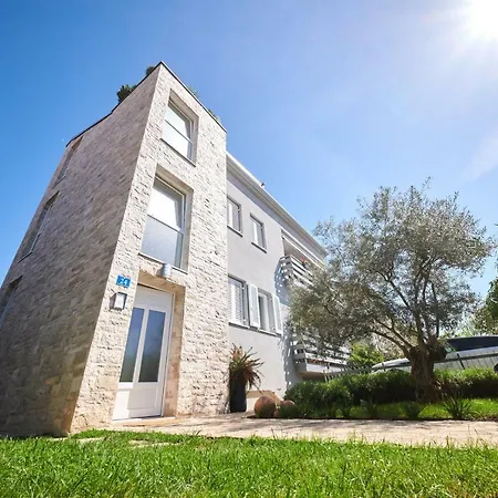 Avantgarden Lejlighed